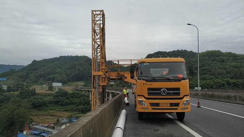 西安瑞通路桥科技有限责任公司的路桥养护经验